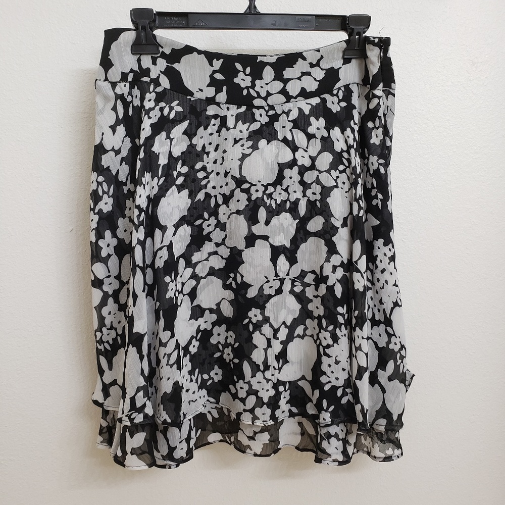Trulli Black and White Print Skirt Size 6